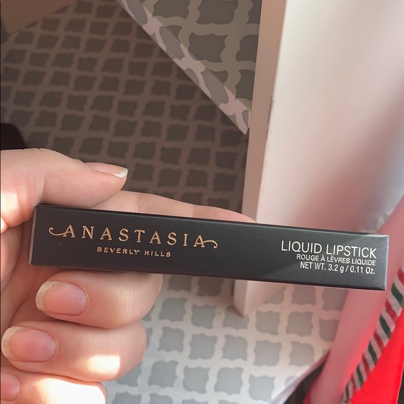 Anastasia Beverly Hills Other - Anastasia Beverly Hills Liquid Lip- Trust Issues